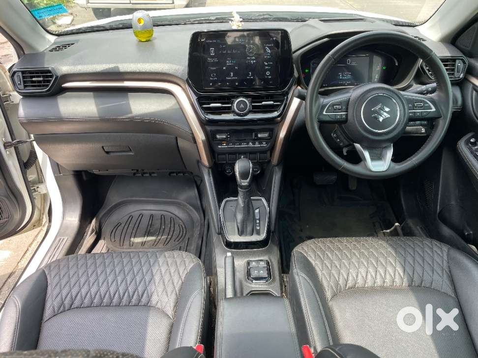 Maruti Suzuki Grand Vitara 1.5 Alpha Plus Intelligent Hybrid Ecvt, 2..