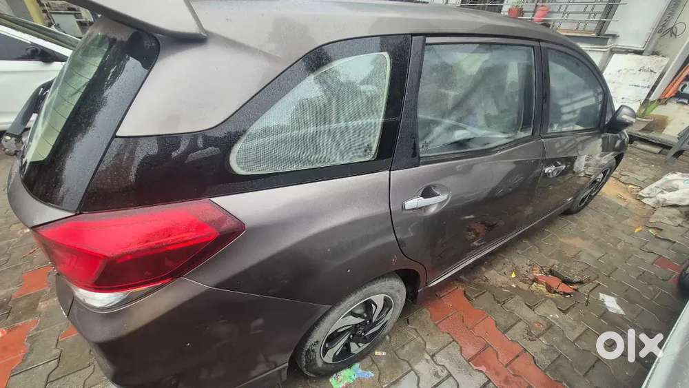 Honda Mobilio 2015