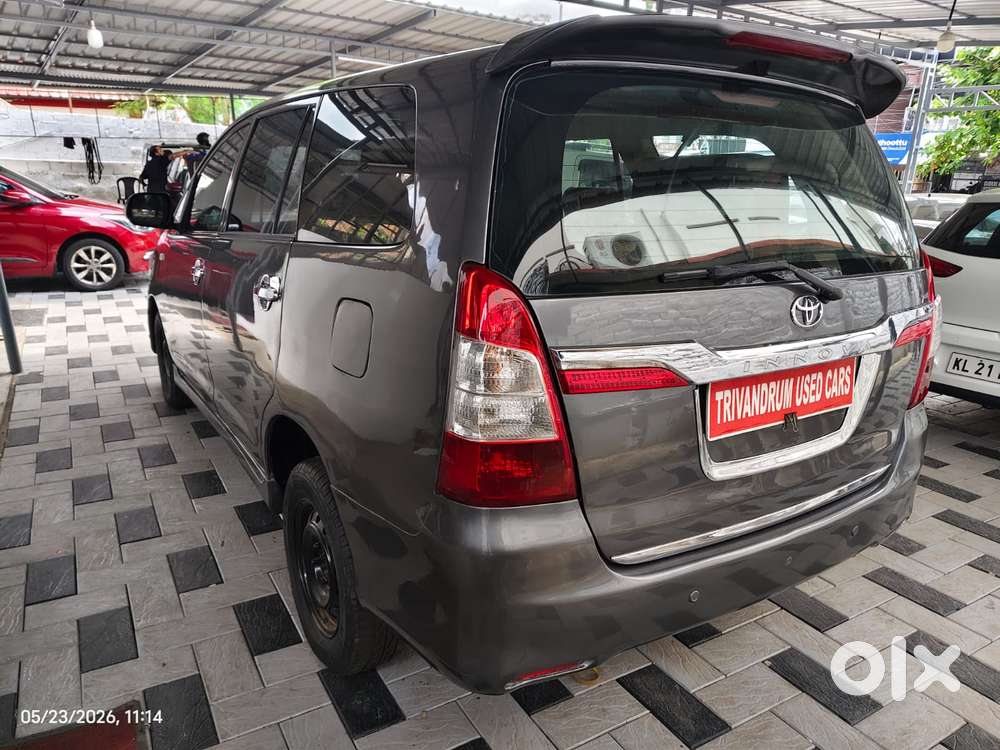 Toyota Innova 2.5 G (diesel) 8 Seater, 2013, Diesel