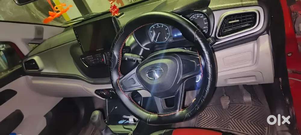 Tata Altroz 1.2 Xe 2021