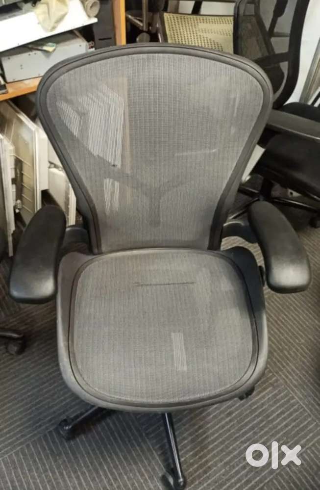 Herman Miller Aeron Ergonomic Office Chair Other Household Items