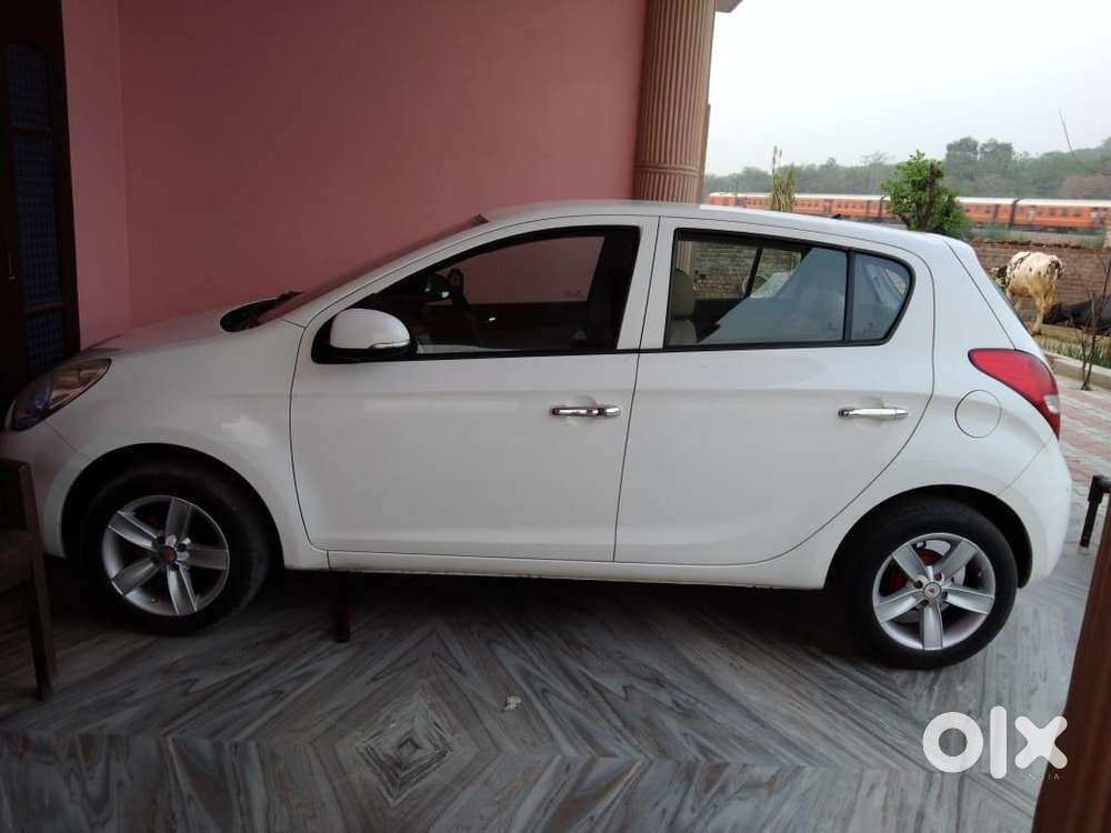 Hyundai I20 2010 Petrol Well Maintained