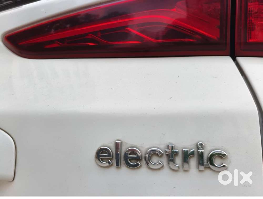 Hyundai Kona Electric Premium Dual Tone, 2024, Electric
