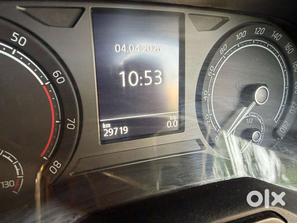 Skoda Slavia 1.5 Tsi Style At, 2023, Petrol