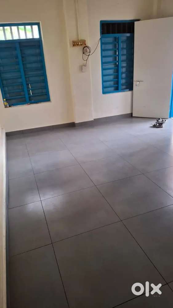 2BHK in Thevara