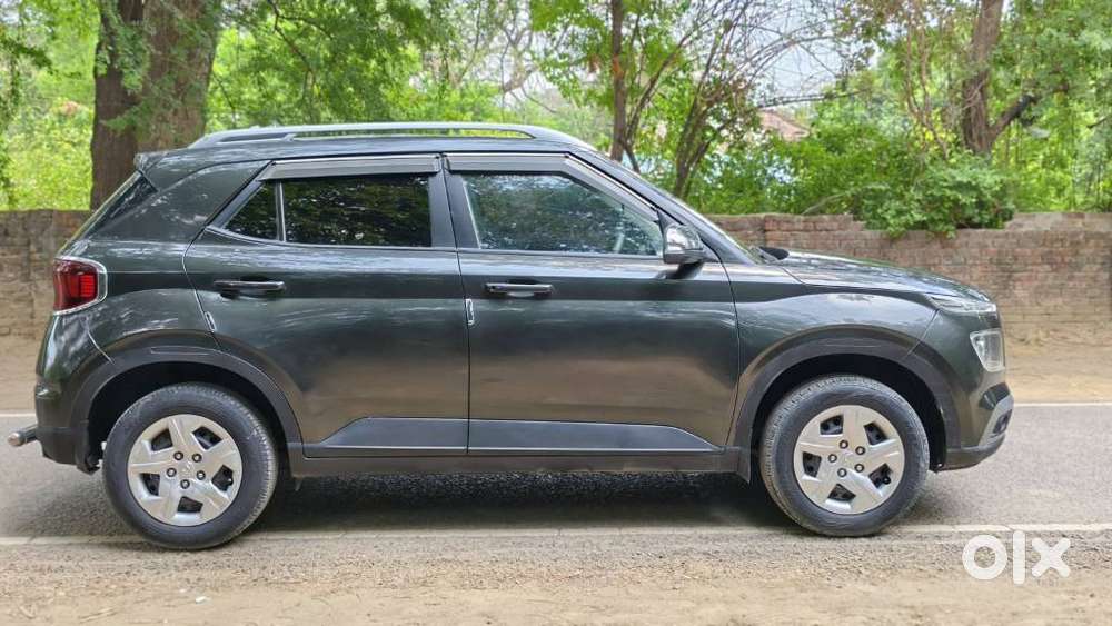 Hyundai Venue S Plus Mt 1.2 Kappa, 2021, Petrol