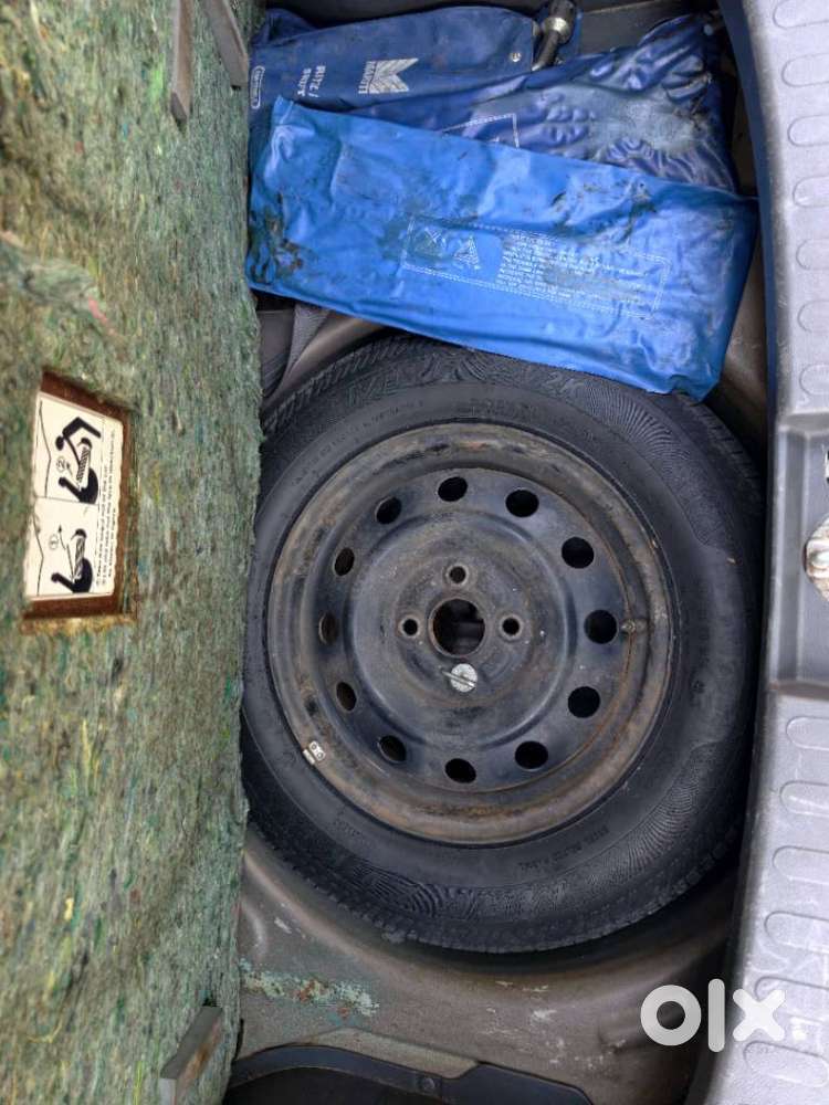 Maruti Suzuki Ritz Vxi, 2010, Petrol