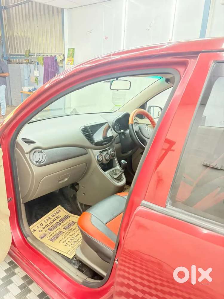 Hyundai I10 Magna 2012 Model 1st Owner 4 New Tyres
