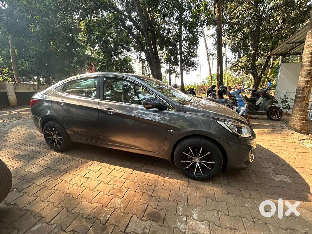 Hyundai Fluidic Verna 2013 Petrol Well Maintained