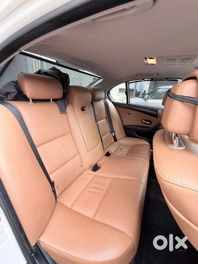 Bmw 5 Series 530i 2010