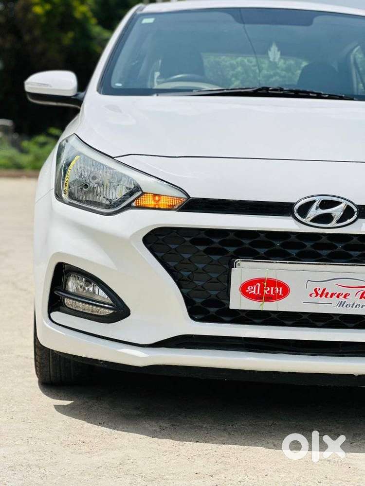 Hyundai I20 Petrol Cvt Asta, 2018, Petrol