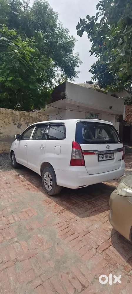Toyota Innova 2.0 G3 2013