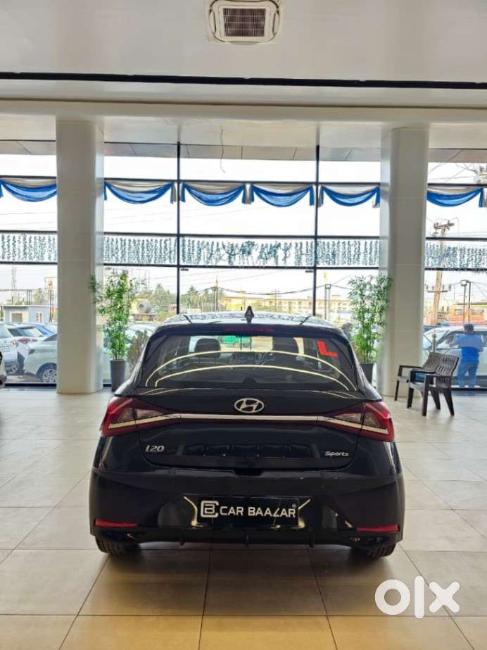 Hyundai I20 Sportz 1.2 Ivt, 2023, Petrol