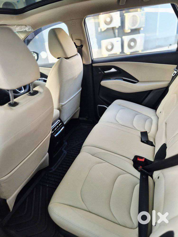 Mg Hector Sharp Pro 1.5 Turbo Cvt, 2025, Petrol