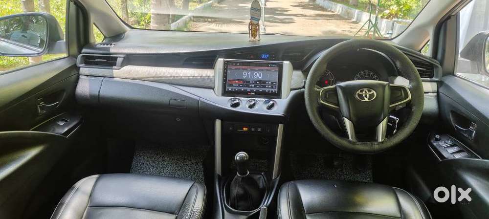 Toyota Innova Crysta 2.4 G Mt, 2017, Diesel