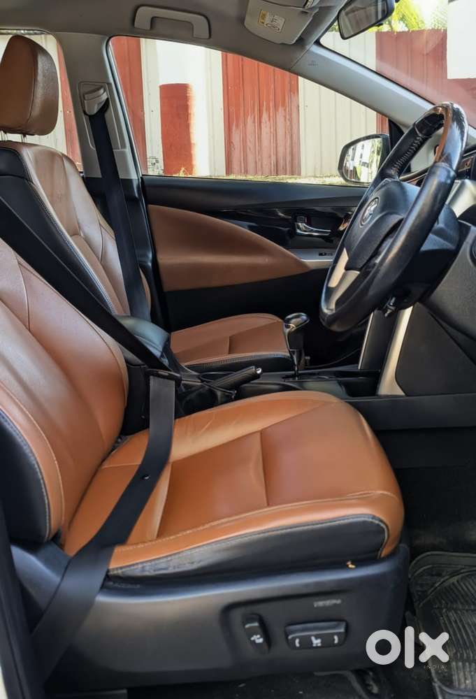 Toyota Innova Crysta 2.8z Automatic, 2019, Diesel