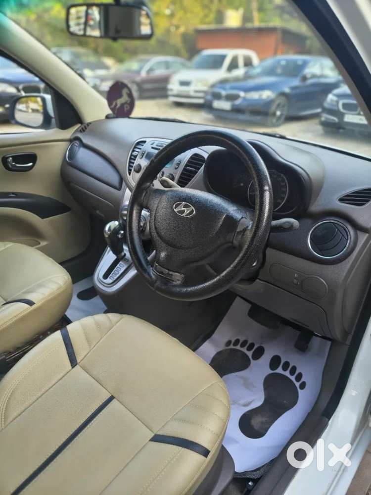 Hyundai I10 Sportz At, 2012, Petrol