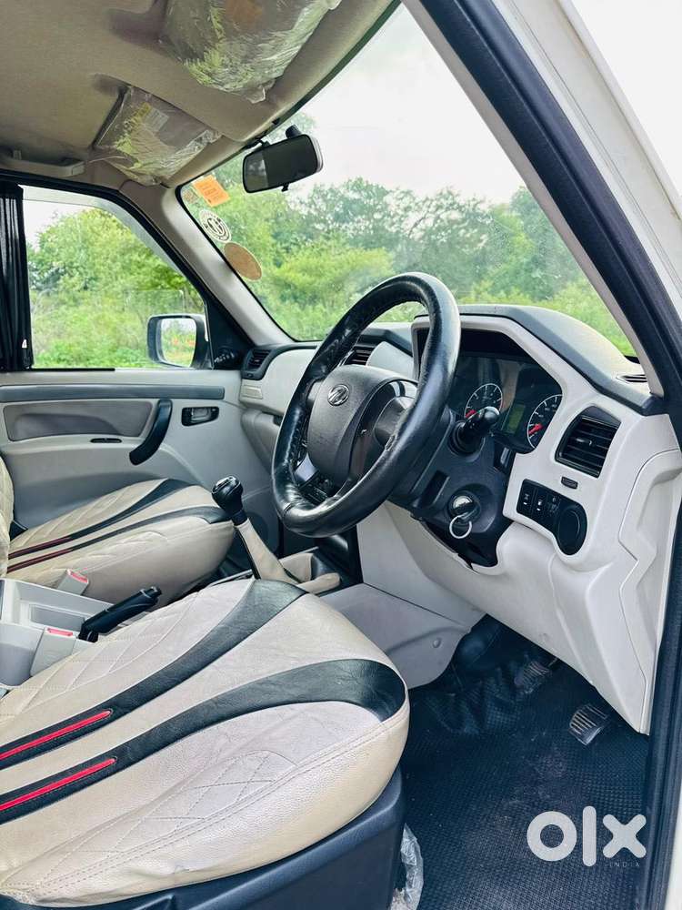 Mahindra Scorpio S4, 2016, Diesel