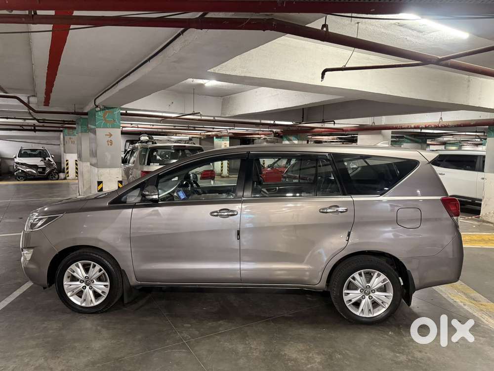 Toyota Innova Crysta Zx 2.4 Diesel 7 Seater, 2016, Diesel