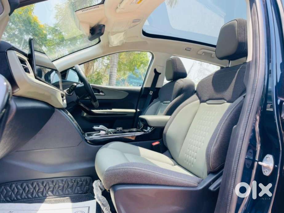 Mahindra Xev 9e Pack Two, 2025, Electric