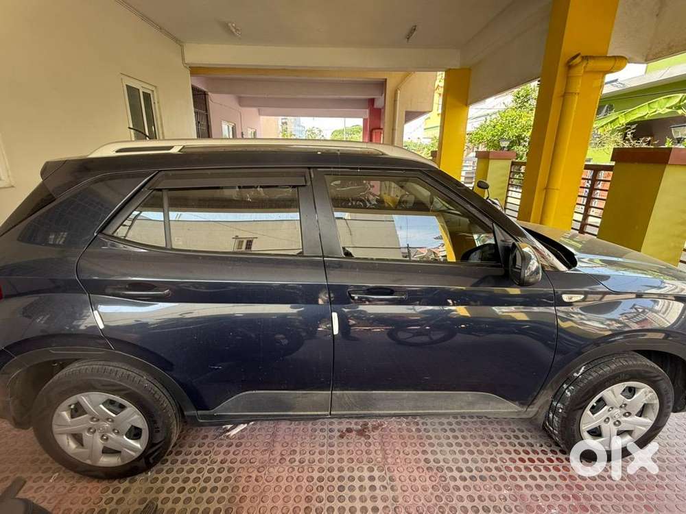 Hyundai Petrol Manual 2019