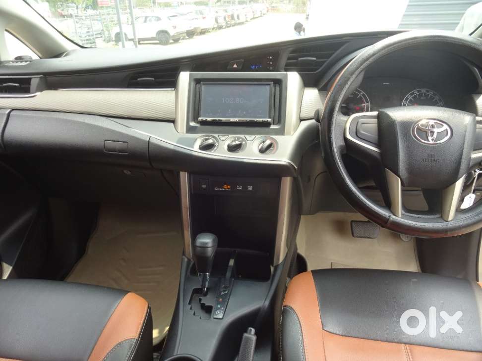 Toyota Innova Crysta 2.8 Gx At, 2016, Diesel