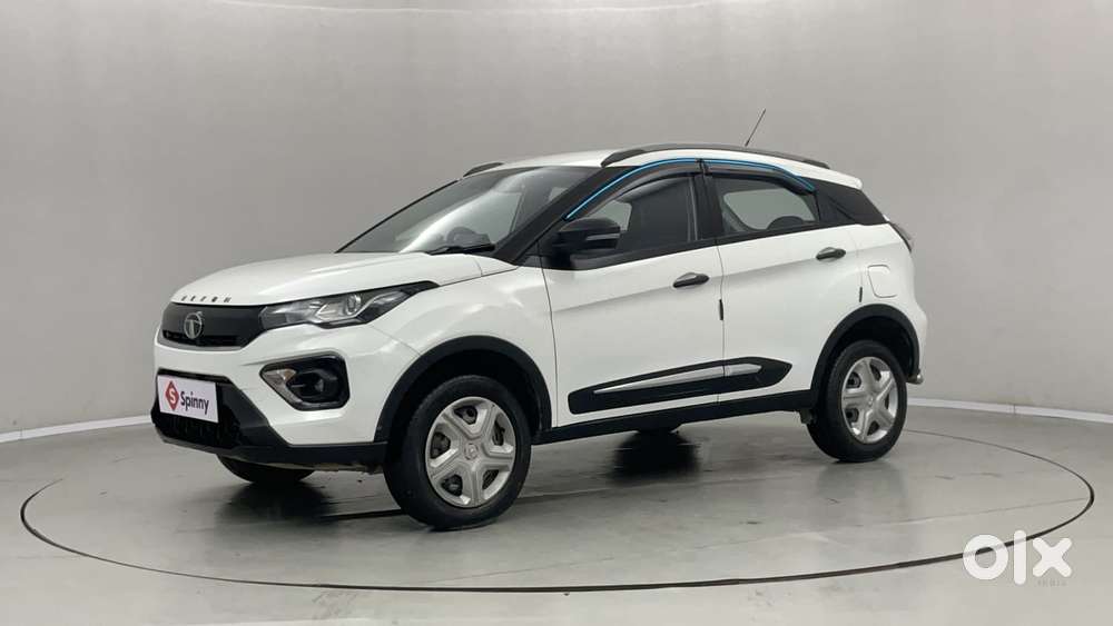 Tata Nexon 1.2 Revotron Xm, 2022, Petrol