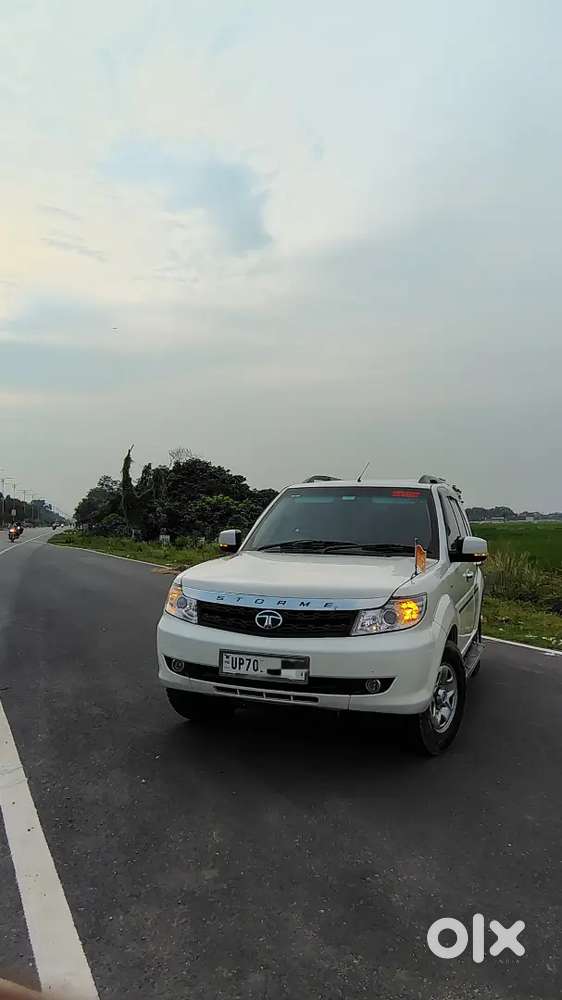 Tata Safari Storme 2016 Diesel 140000 Km Driven