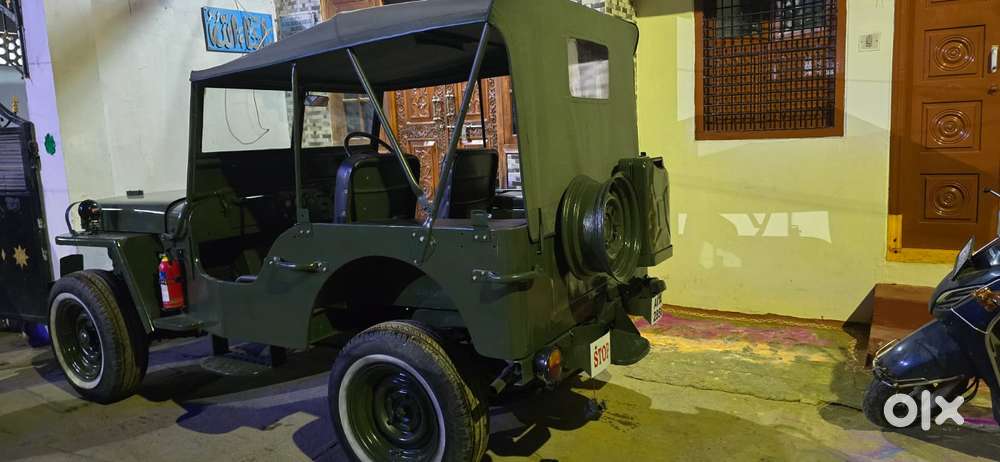 Mahindra Willys Low Bonet, 1987, Diesel