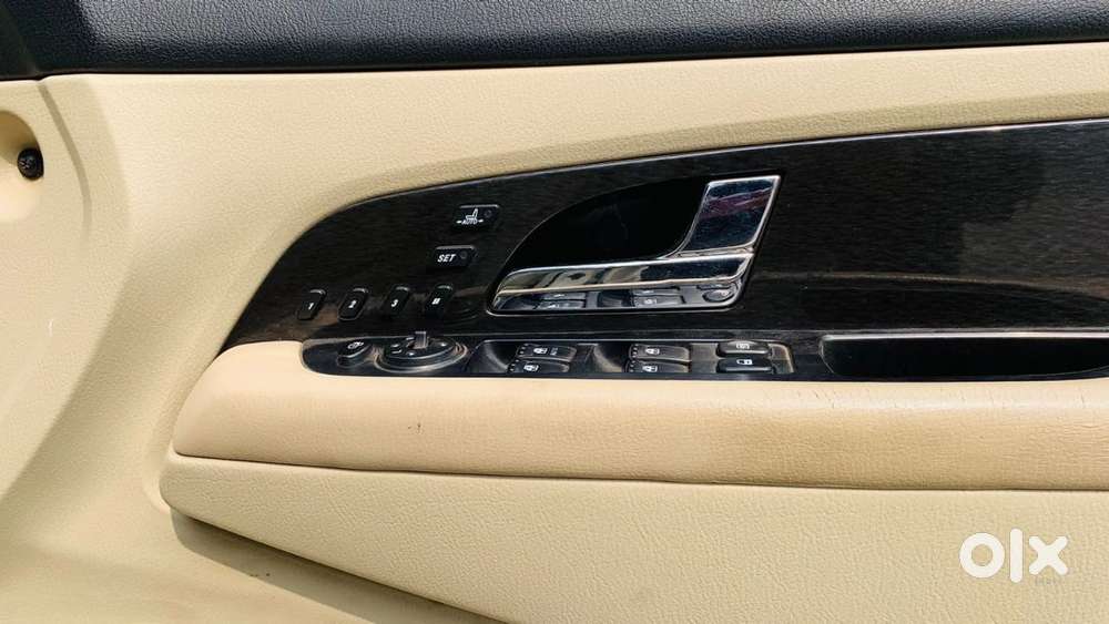 Mahindra Ssangyong Rexton Rx7, 2014, Diesel