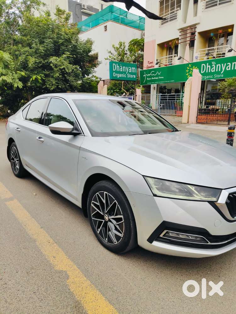 Skoda Octavia 2.0 L K Tsi At, 2021, Petrol