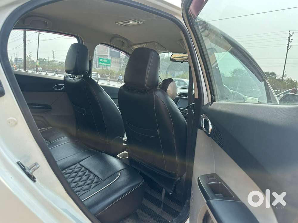 Tata Tiago Xz Plus Dual Tone, 2020, Petrol