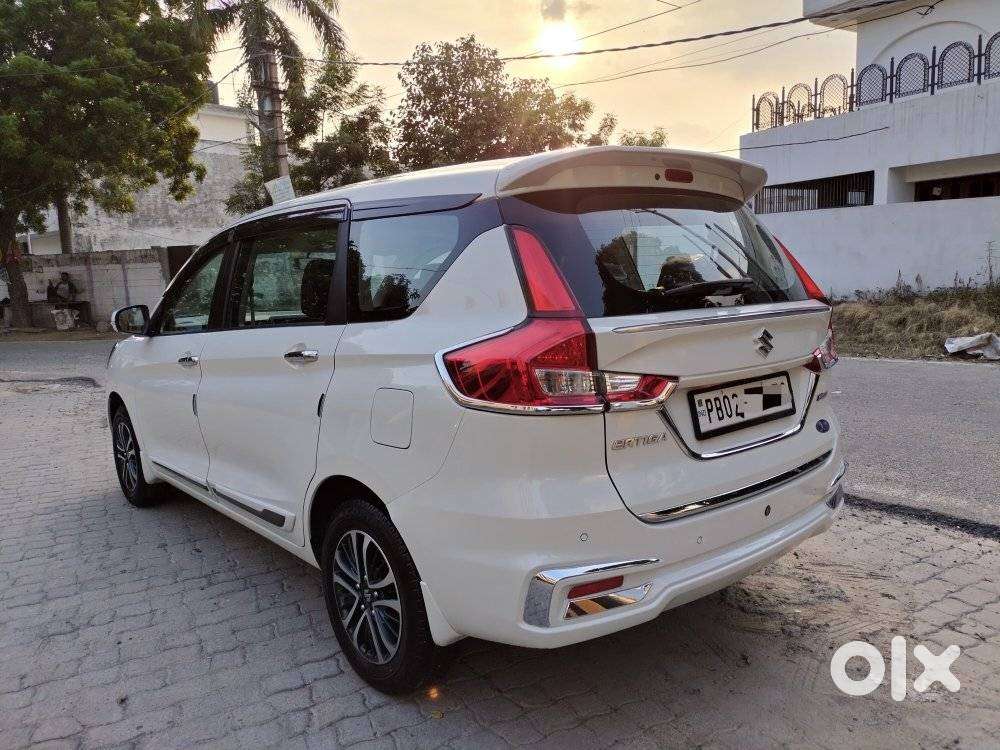 Maruti Suzuki Ertiga Zxi Shvs, 2024, Petrol