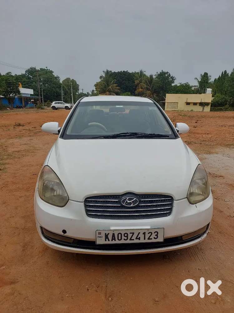 Hyundai Verna 2010 Diesel Well Maintained