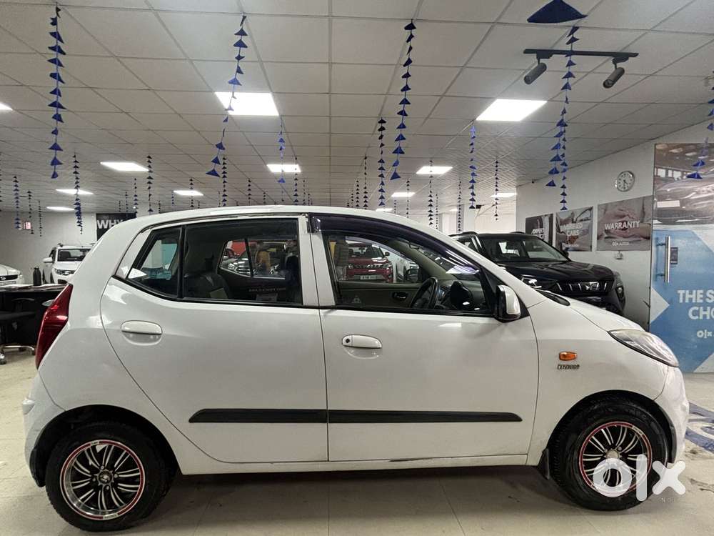 Hyundai I10 Sportz, 2014, Petrol