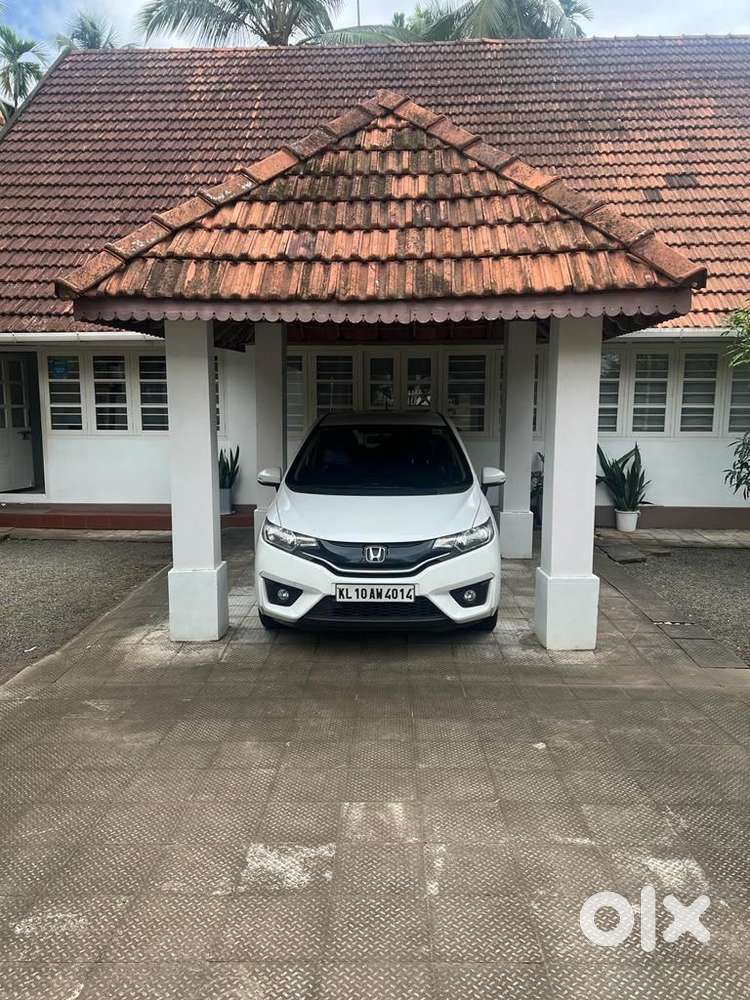 Honda Jazz Petrol Automatic 2016 Model