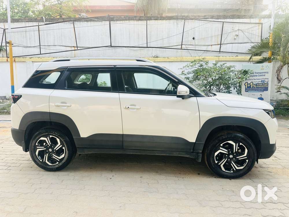 Maruti Suzuki Brezza 1.5 Zxi Plus Smart Hybrid, 2022, Petrol