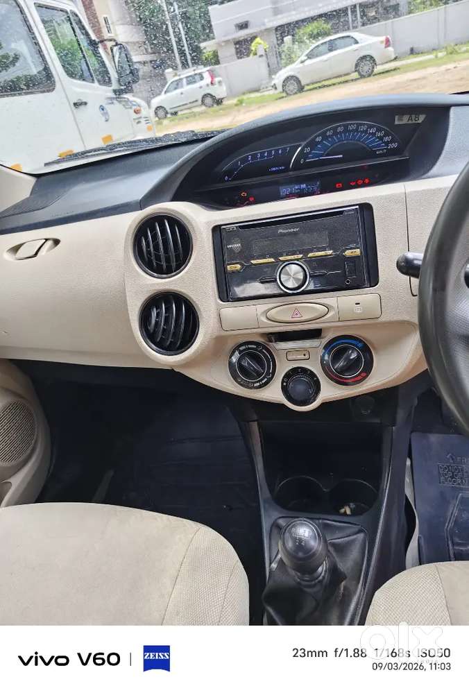 Toyota Etios Gd Platinum 2017 1st Owner Very Good Condition