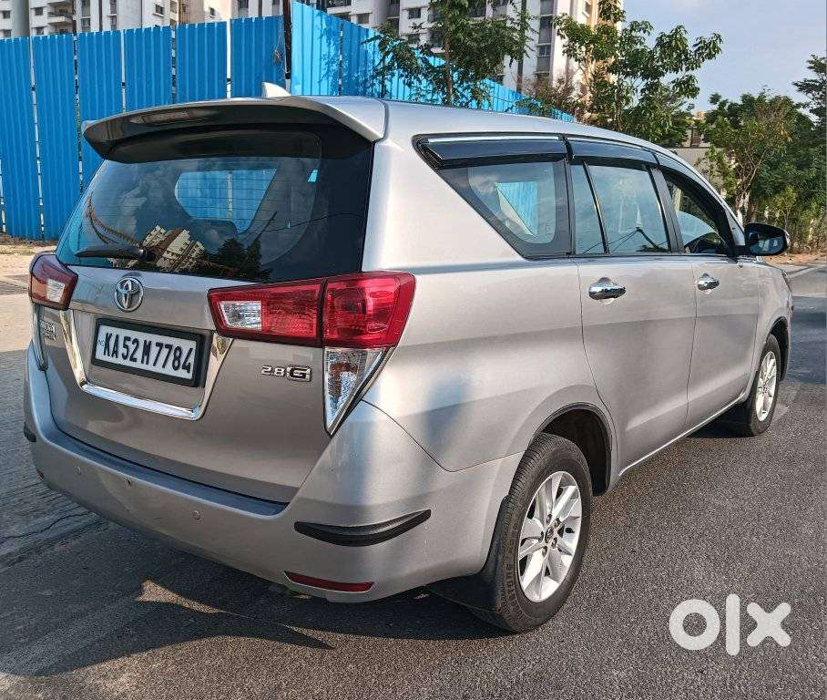 Toyota Innova Crysta 2.8 Gx At, 2017, Diesel