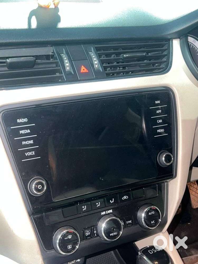 Skoda Octavia 1.8 Tsi At L K, 2018, Petrol