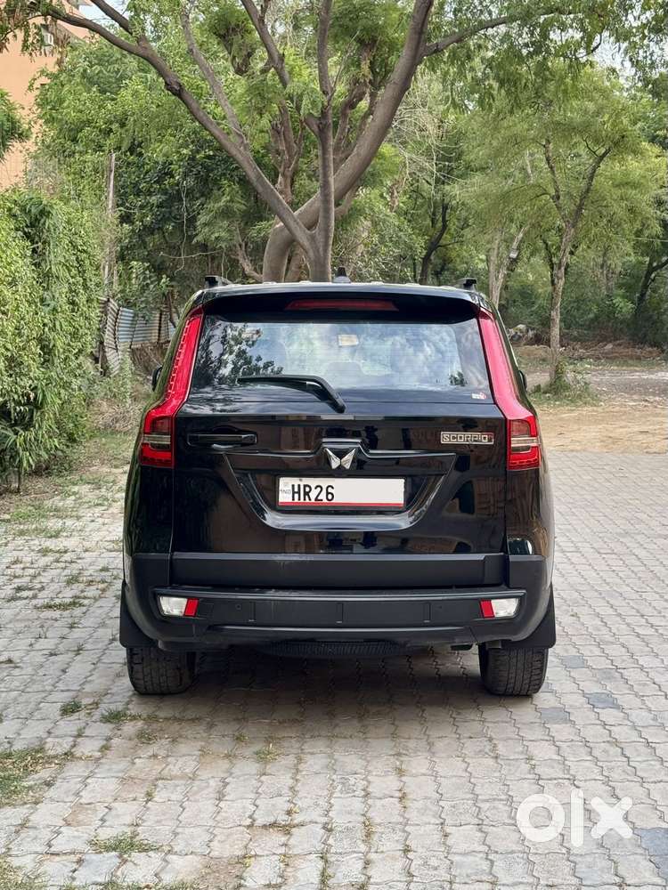 Mahindra Scorpio N Z4 Diesel At 2wd 7 Str [2022], 2024, Diesel