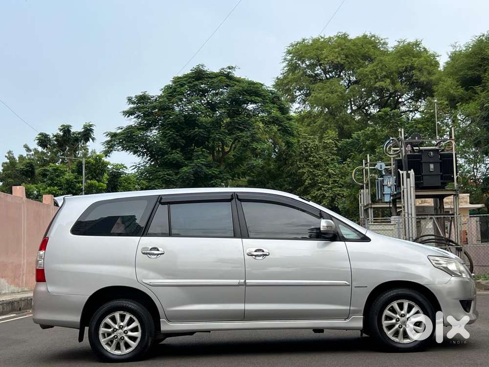 Toyota Innova 2.5 Vx 7 Seater Bs Iv, 2013, Diesel