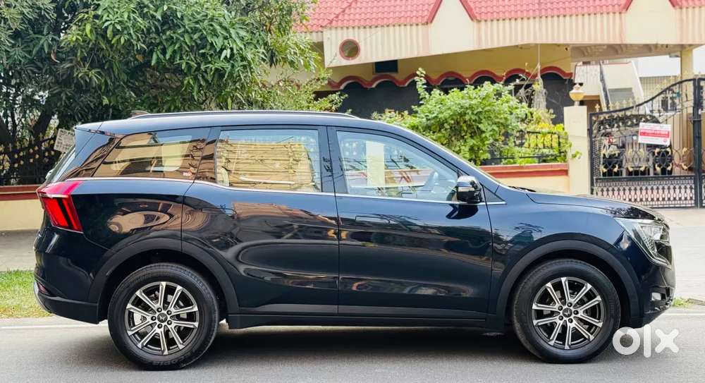 Mahindra Xuv700 2.0 Ax 7 Petrol At Luxury Pack Str, 2023, Petrol