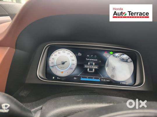 Hyundai Alcazar Signature (o) 7 Seater 1.5 Diesel At Adventure Dual ..