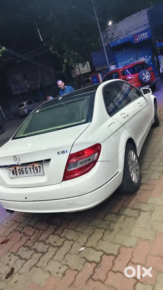 Mercedes-benz C-class 2011se 2032 Tak 6 Gari Hai Lena Ho To Sms Kare