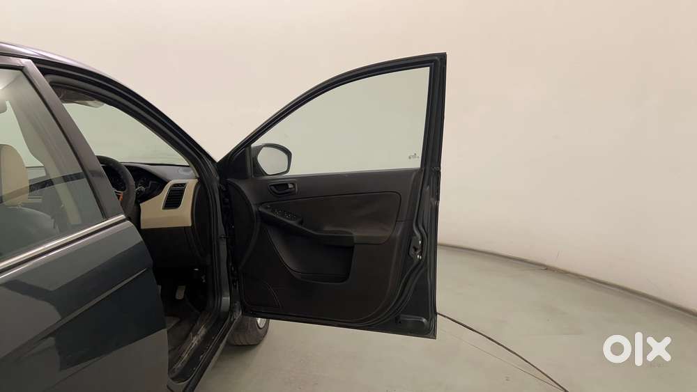 Tata Zest Revotron 1.2t Xms, 2015, Petrol