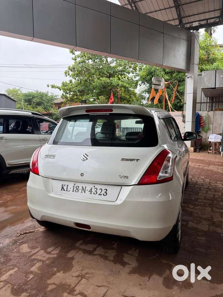 Maruti Suzuki Swift 2014 Petrol 75000 Km Driven