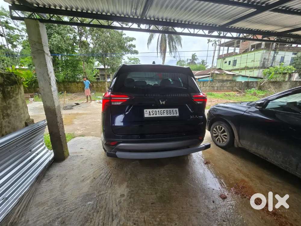 Mahindra Xuv700 Petrol 2025