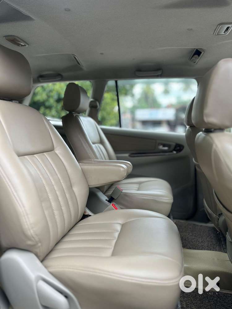 Toyota Innova 2.5 Vx 7 Str, 2014, Diesel