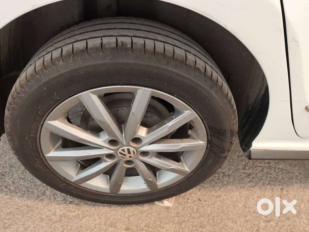 Volkswagen Vento 1.0 Highline Plus At, 2022, Petrol